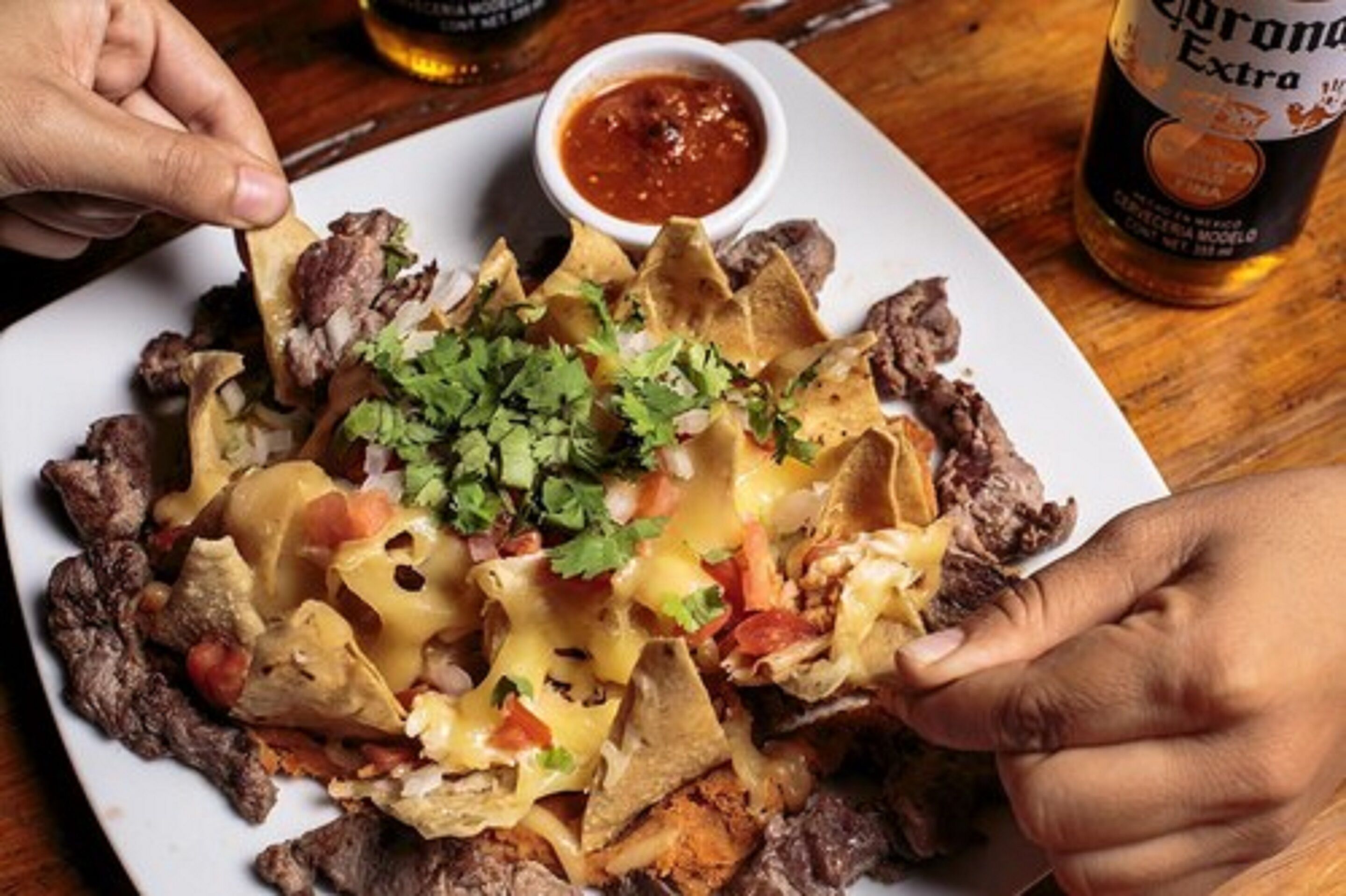 breakfast, lunch, dinner served; international cuisine, pool views