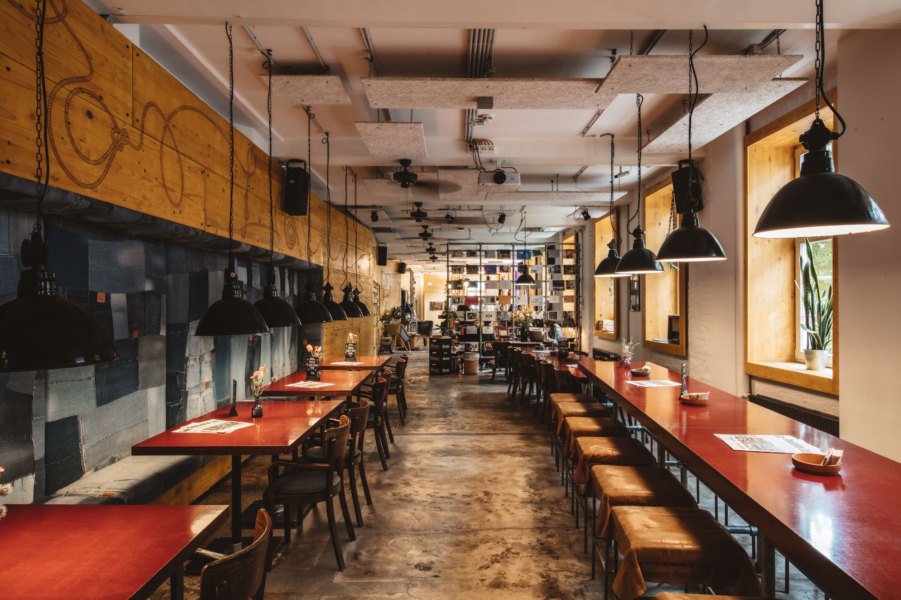 daily buffet breakfast (eur 16 per person)