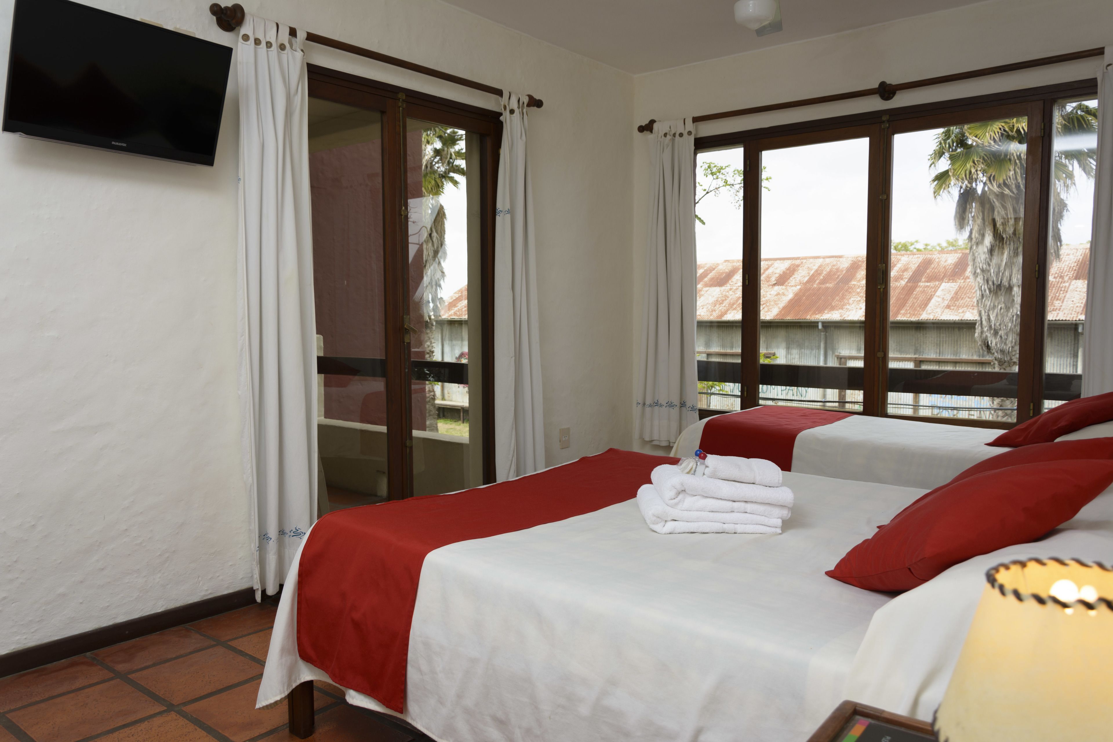 standard quadruple room | 1 bedroom, in-room safe, free cots/infant beds, free wifi