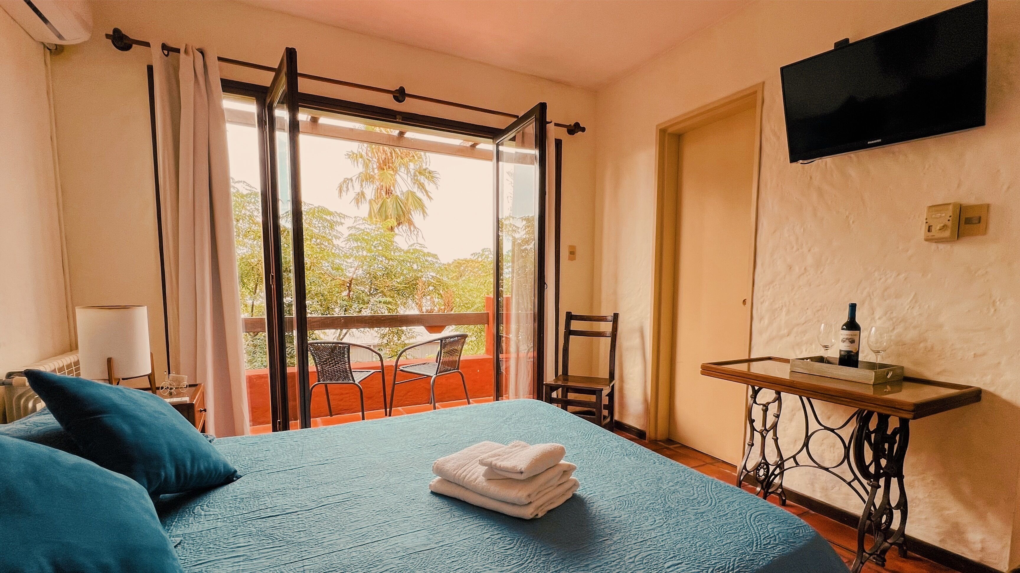 1 bedroom, in-room safe, free cots/infant beds, free wifi