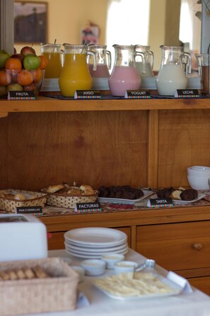 Food court - Viajero Posada B&B (Colonia del Sacramento)
