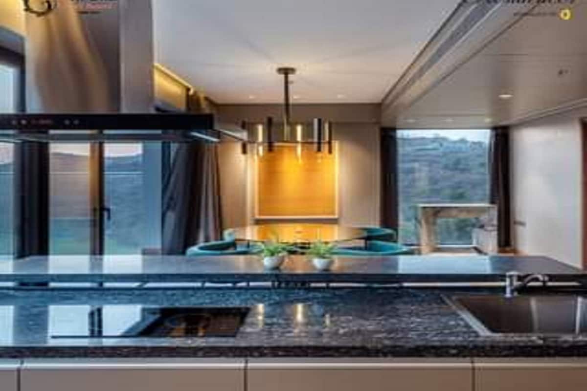 golf view suite with balcony at residences | 1 bedroom, minibar, in-room safe, individually decorated