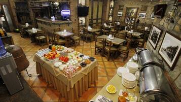 Desayuno continental incluido todos los días