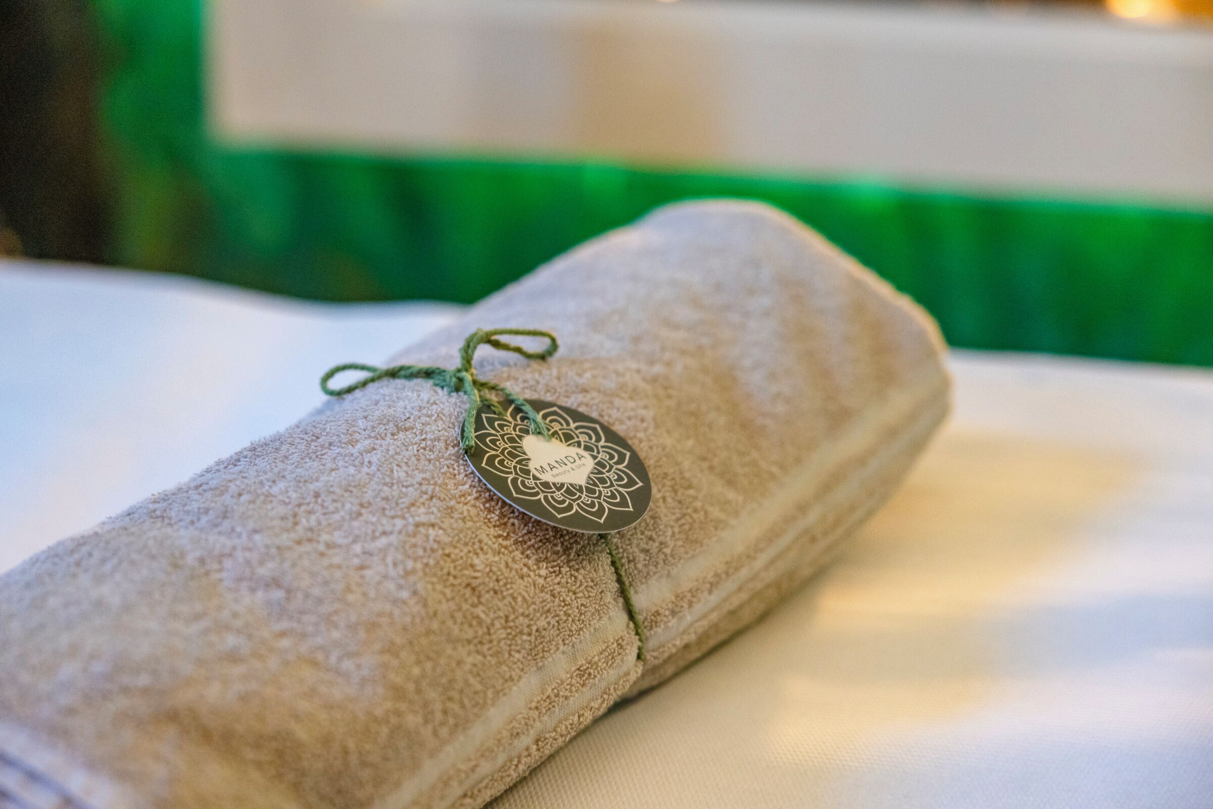 sauna, hot tub, steam room, turkish bath/hammam, body treatments