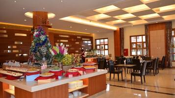 Tägliches inbegriffenes großes Frühstück