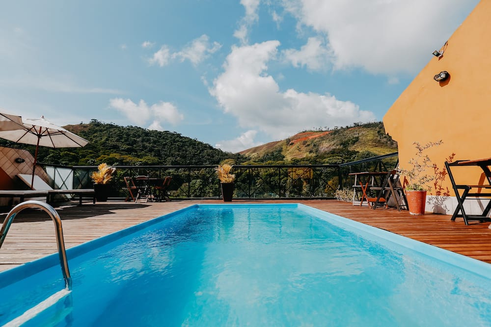 Kastel Itaipava Centro Hotel