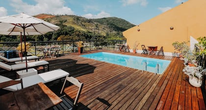 Kastel Itaipava Centro Hotel