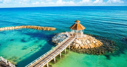 Hyatt Ziva Rose Hall - All Inclusive