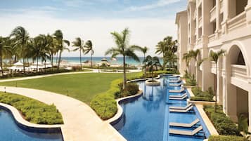 Ropa de cama de alta calidad, cubrecamas y colchones con pillow-top