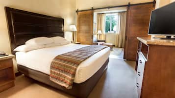 1 bedroom, in-room safe, desk, blackout drapes