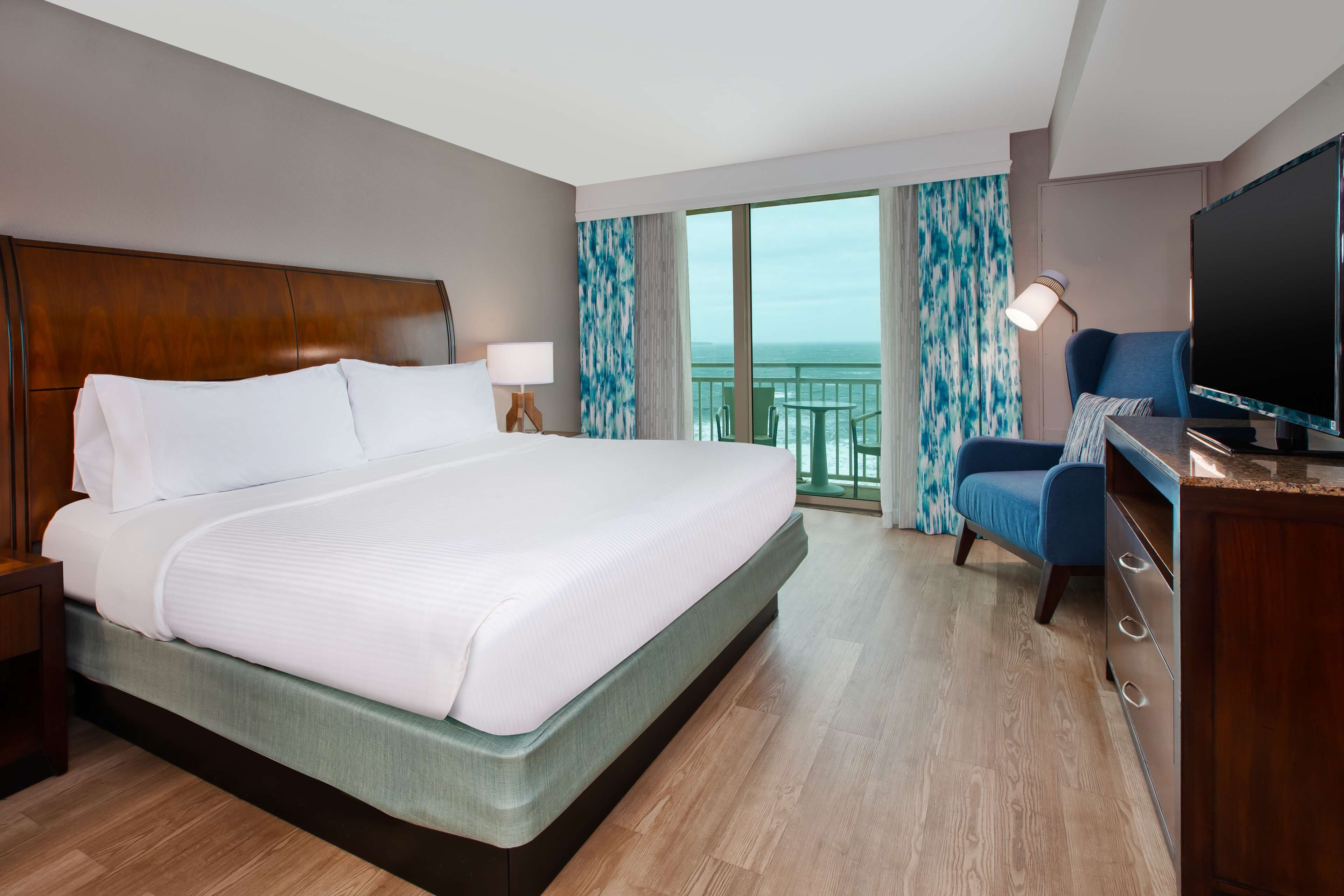 In-room safe, desk, laptop workspace, blackout drapes