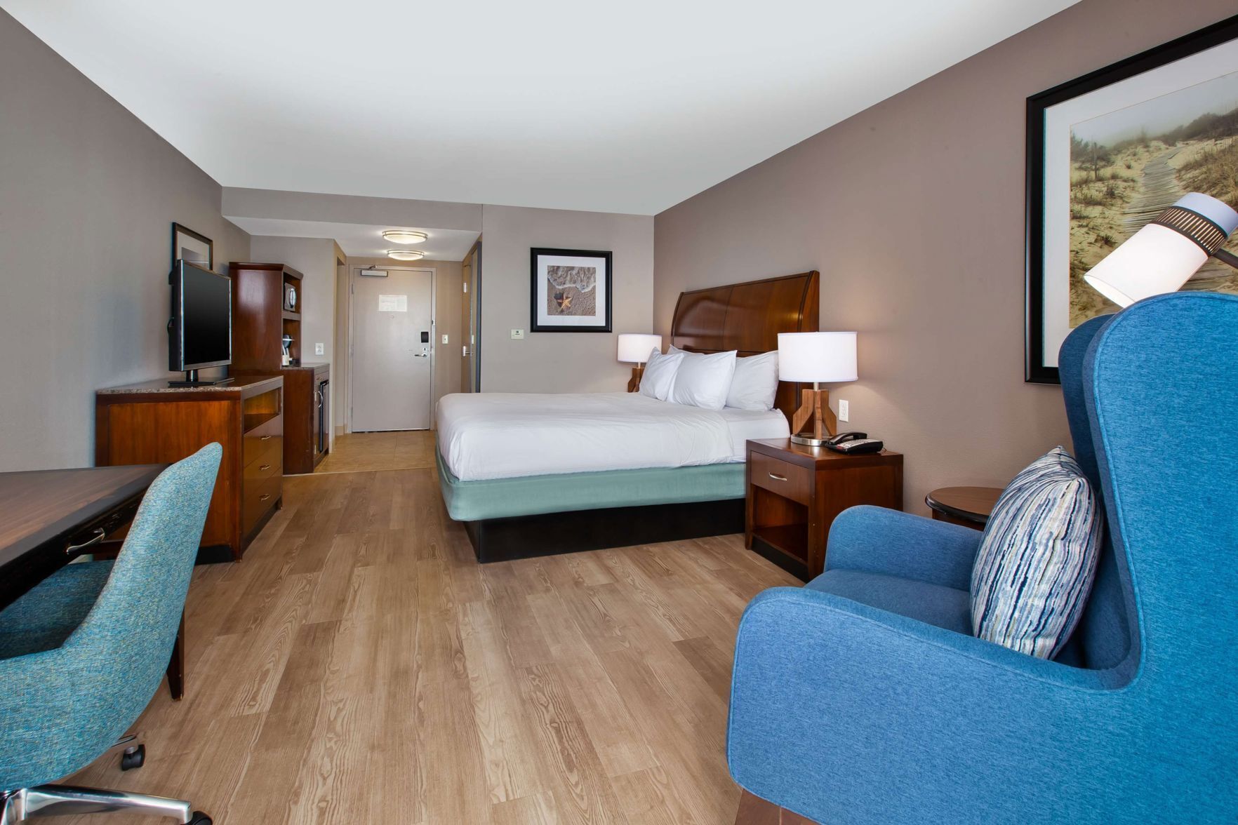 In-room safe, desk, laptop workspace, blackout drapes
