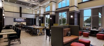 Hampton Inn & Suites Wilmington Christiana