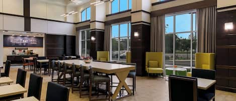 Colazione a buffet inclusa, servita tutte le mattine