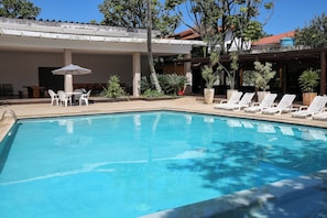 Pool - Delphin Beach Hotel (Guarujá)