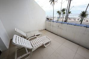 Suite Deluxe, frente al mar | Terraza o patio
