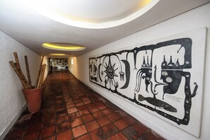 Hallway - Delphin Beach Hotel (Guarujá)