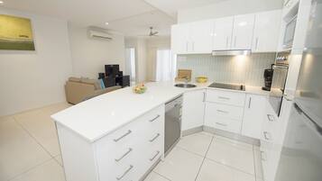 Fridge, microwave, coffee/tea maker, electric kettle