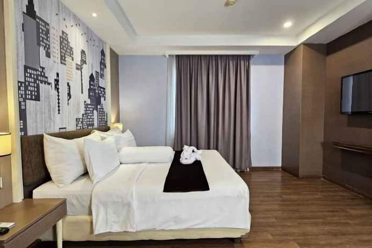 1 ห้องนอน, ตู้นิรภัยในห้องพัก, โต๊ะทำงาน, Wi-Fi ฟรี