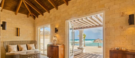 Couples treatment rooms, sauna, hot tub, steam room, body wraps