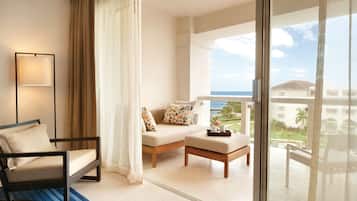 Ocean Front Grand Butler Suite | 高級寢具、羽絨被、舒適加層、迷你吧