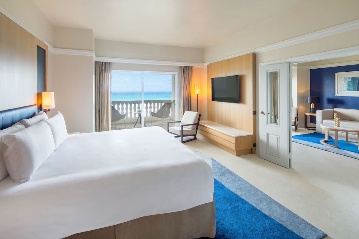 One Bedroom Ocean Front Butler Suite | Premium bedding, down comforters, pillowtop beds, minibar