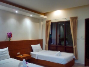 ตู้นิรภัยในห้องพัก, Wi-Fi ฟรี