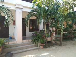 Standard Room | Property grounds