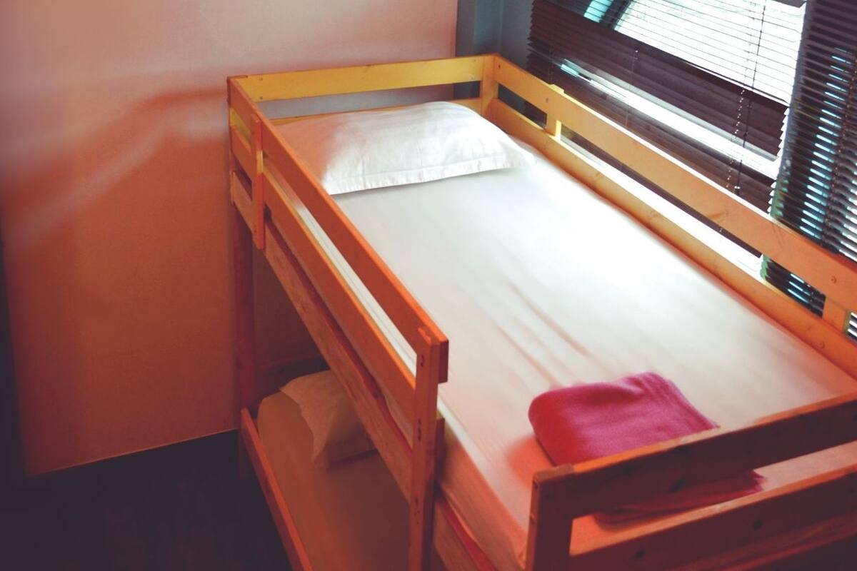 City Shared Dormitory, Shared Bathroom | Soundproofing, free WiFi