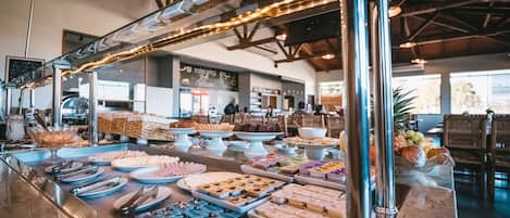 Petit déjeuner continental compris tous les jours
