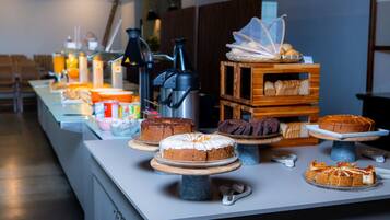 Desayuno continental incluido todos los días