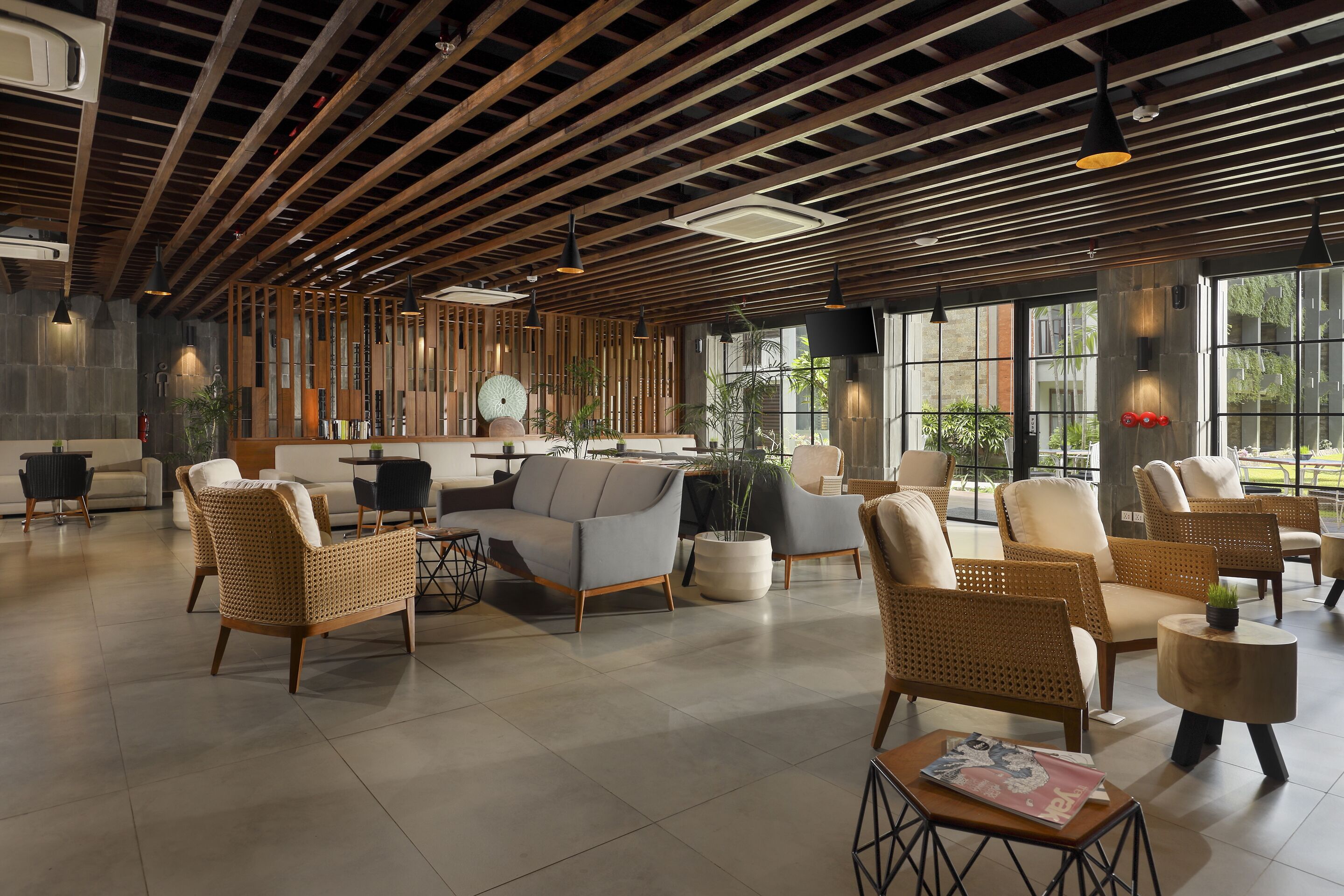 5 bars/lounges, 2 poolside bars, swim-up bar