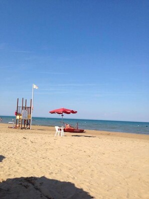 Na praia, serviço de traslado de/para a praia grátis