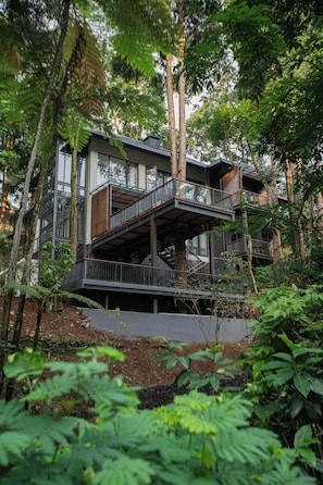 5 Bedrooms Ingrida Residence | Garden view - Plataran Puncak Residences (Cisarua)