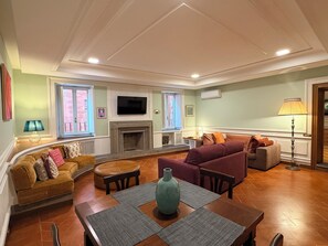 Superior Apartment | Living area