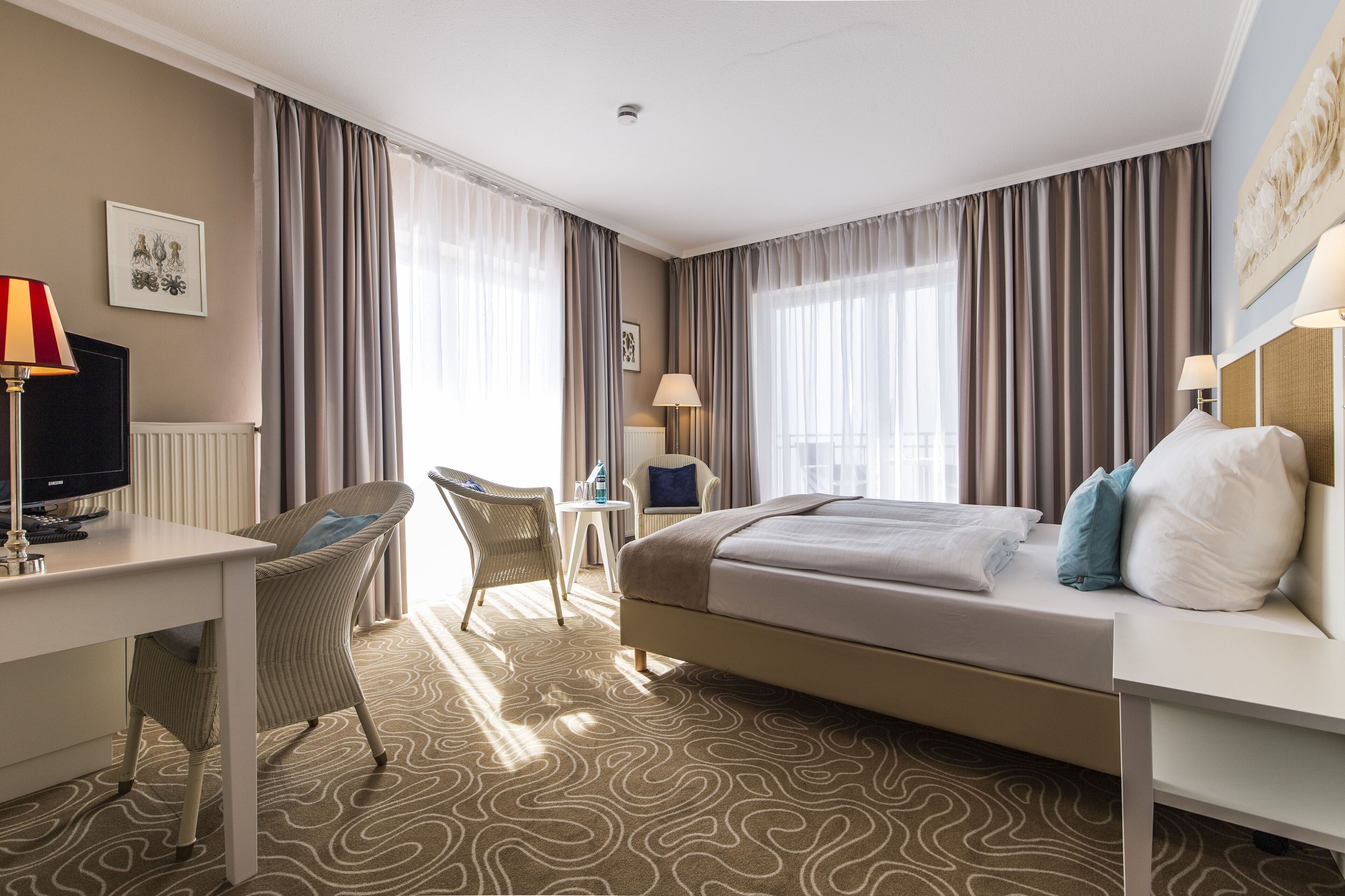 Standard dubbelrum - viss havsutsikt | Skrivbord, ljudisolering, gratis wi-fi och sängkläder