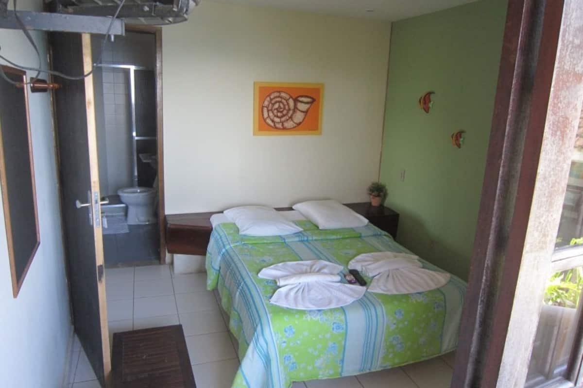 Room, Partial Sea View | Wi-fi percuma