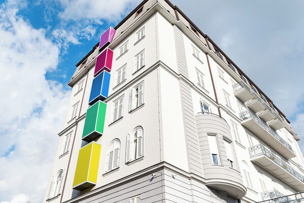 Front of property - Hostel Link  (Lovran)