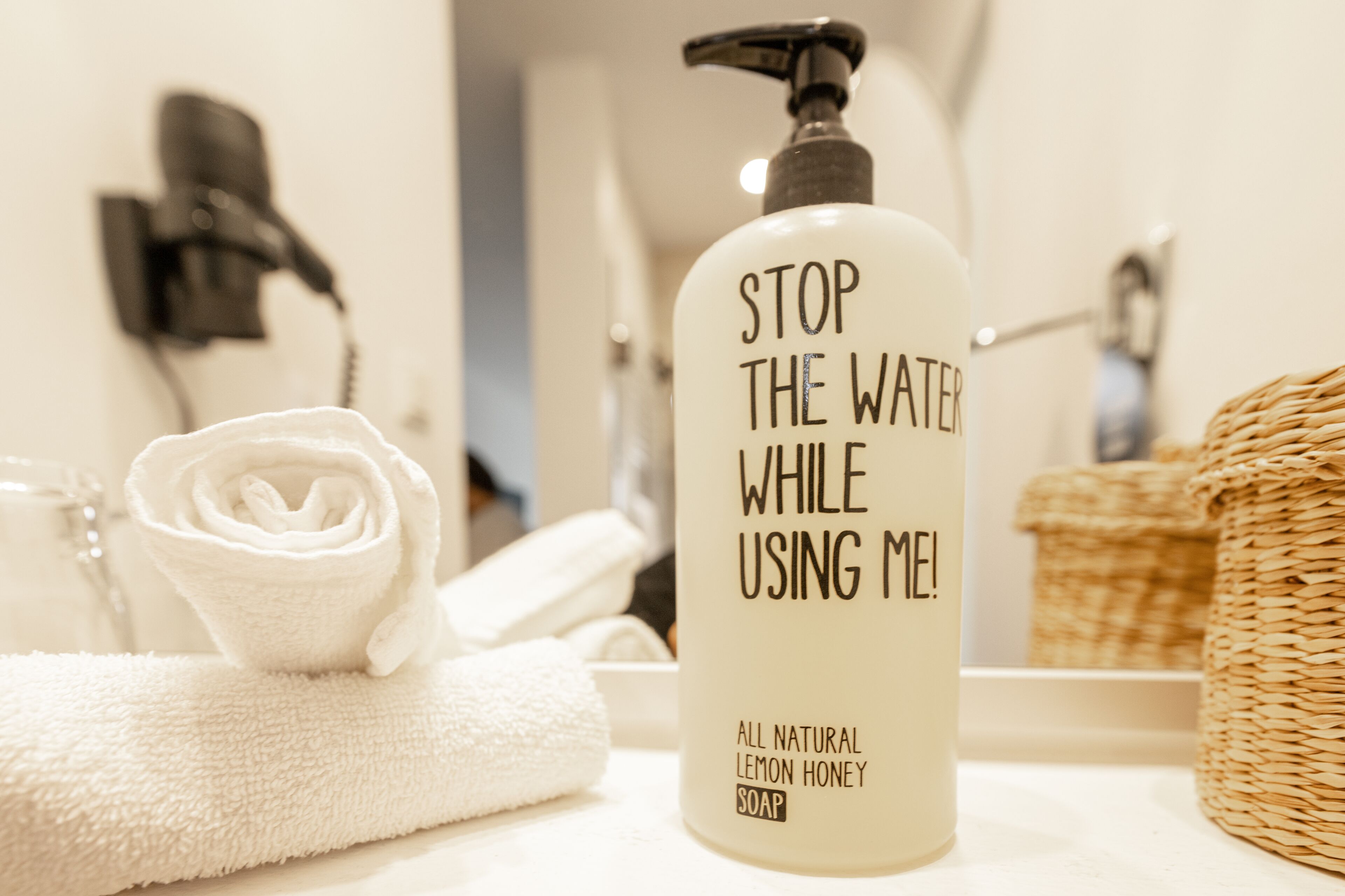 single room | pillow-top beds, in-room safe, desk, blackout curtains