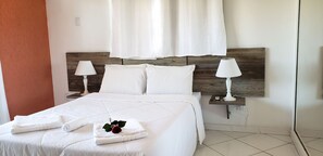 Romantic Double Room, Pool View | Free WiFi, bed sheets - Pousada Kairós (Búzios)