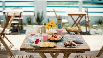 Desayuno a la carta incluido todos los días