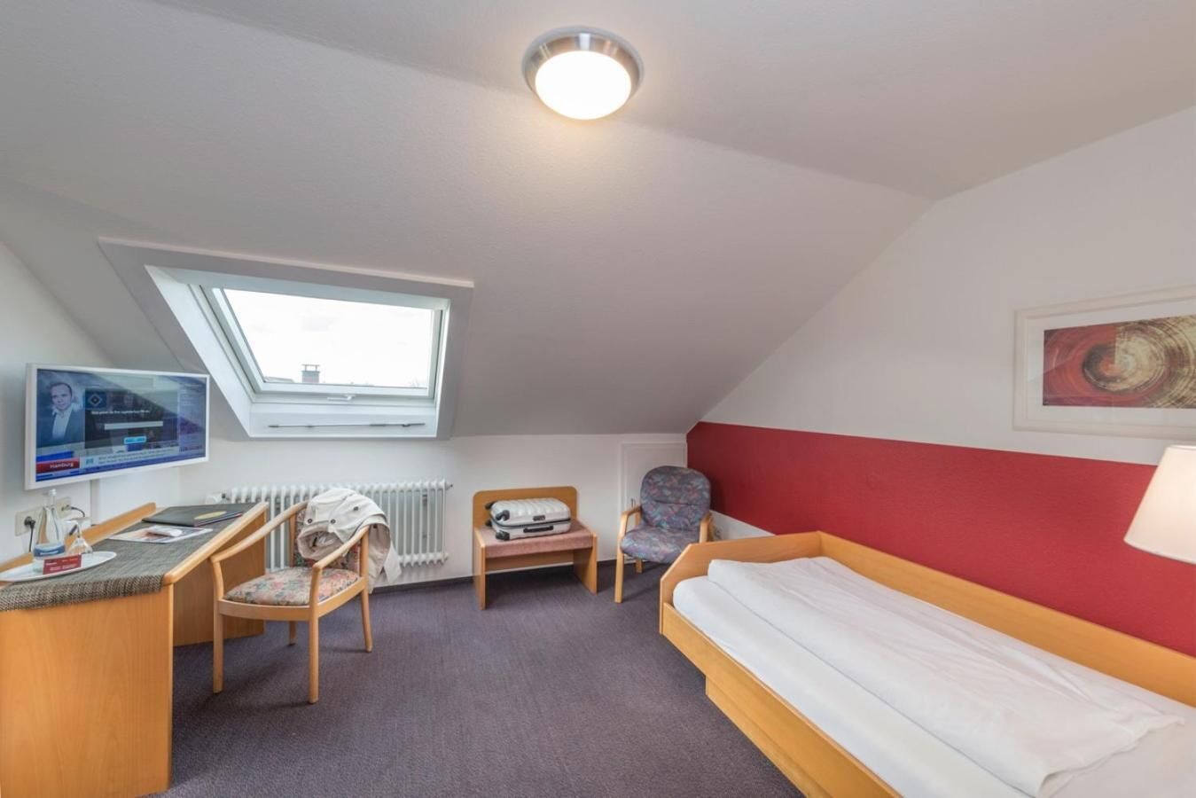 in-room safe, desk, free wifi, bed sheets