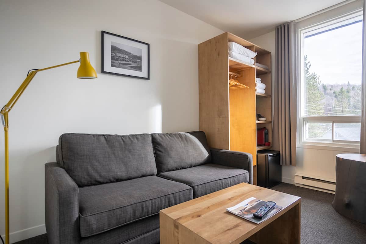 room, 1 queen bed with sofa bed | 1 bedroom, blackout curtains, iron/ironing board, free wifi