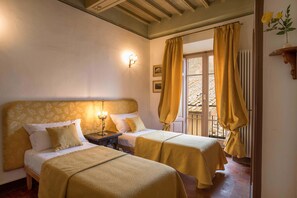 Classic Suite, 2 Bedrooms | Premium bedding, individually decorated, individually furnished - Residenza Fabroni (Montepulciano)