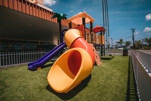 Children’s play area – outdoor