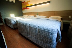 Standard Twin Room, 2 Double Beds - Hotel 10 Itajai (Itajai)