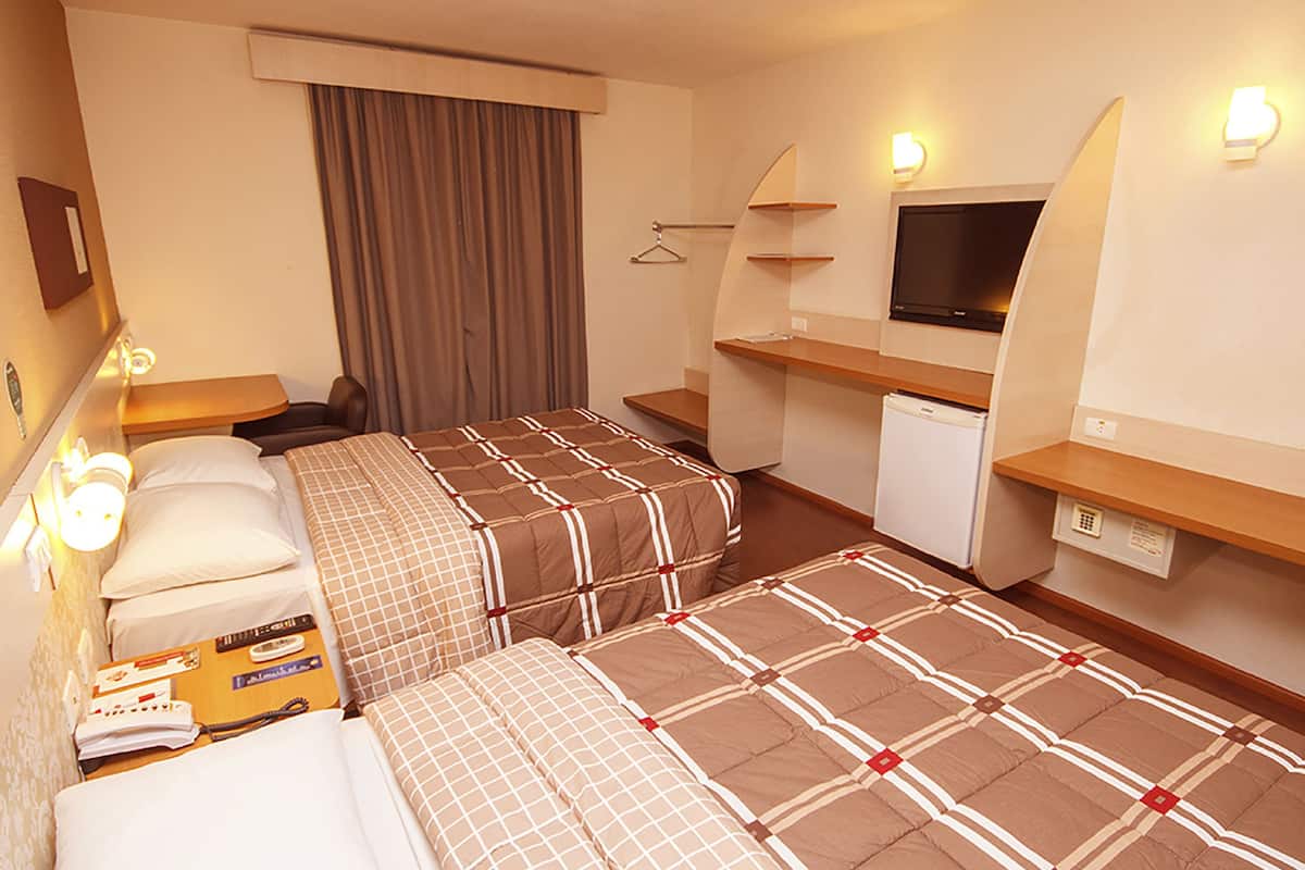 1 bedroom, minibar, in-room safe, desk