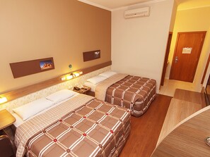 Minibar, coffres-forts dans les chambres, bureau, chambres insonorisées