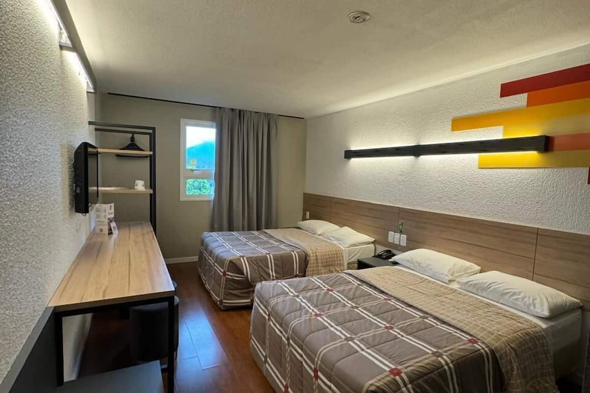 1 bedroom, minibar, in-room safe, desk