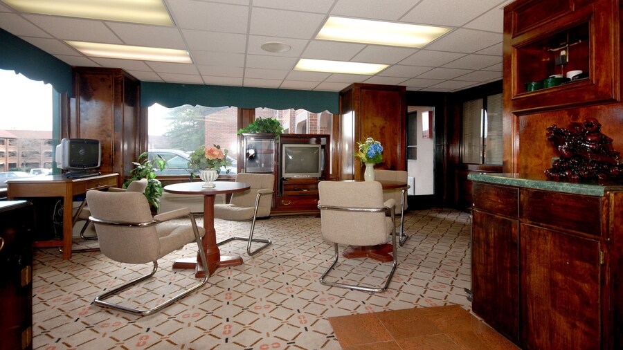 Country Hearth Inn & Suites Marietta